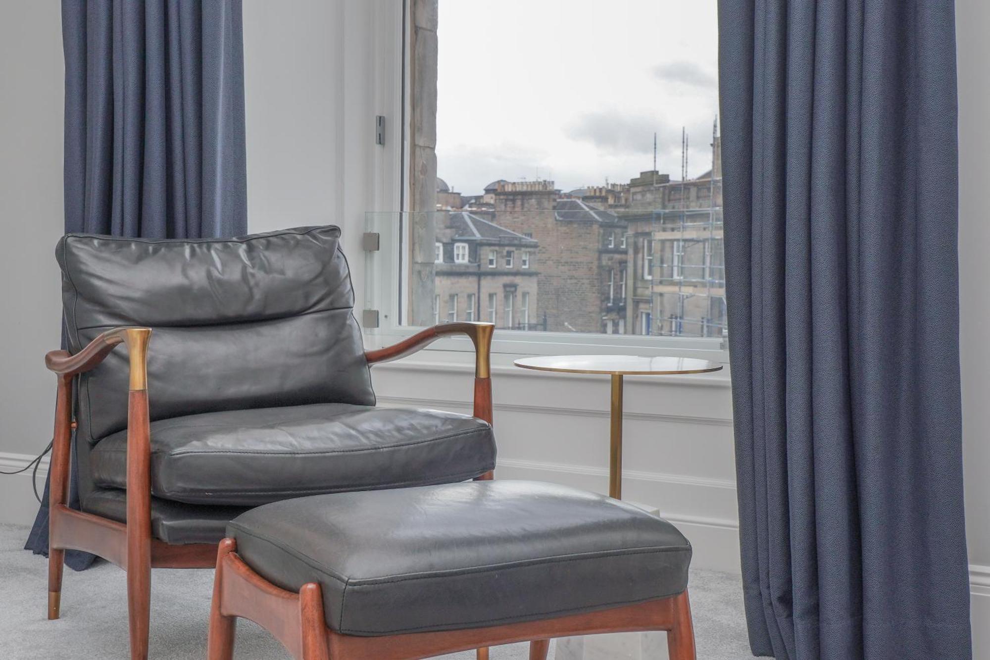 Flat With Majestic Views In West End Wonderland Apartment Edinburgh