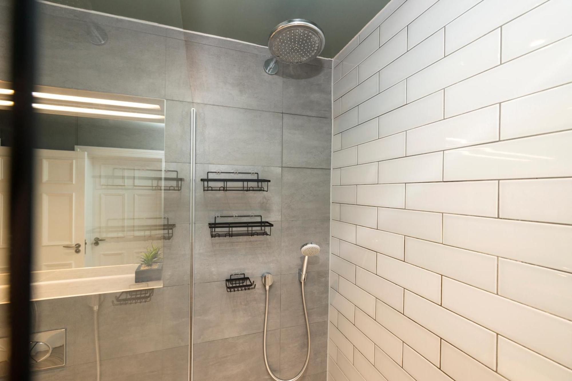 Apartment Joivy Spacious 2br Apt, Moments From West End Edinburgh