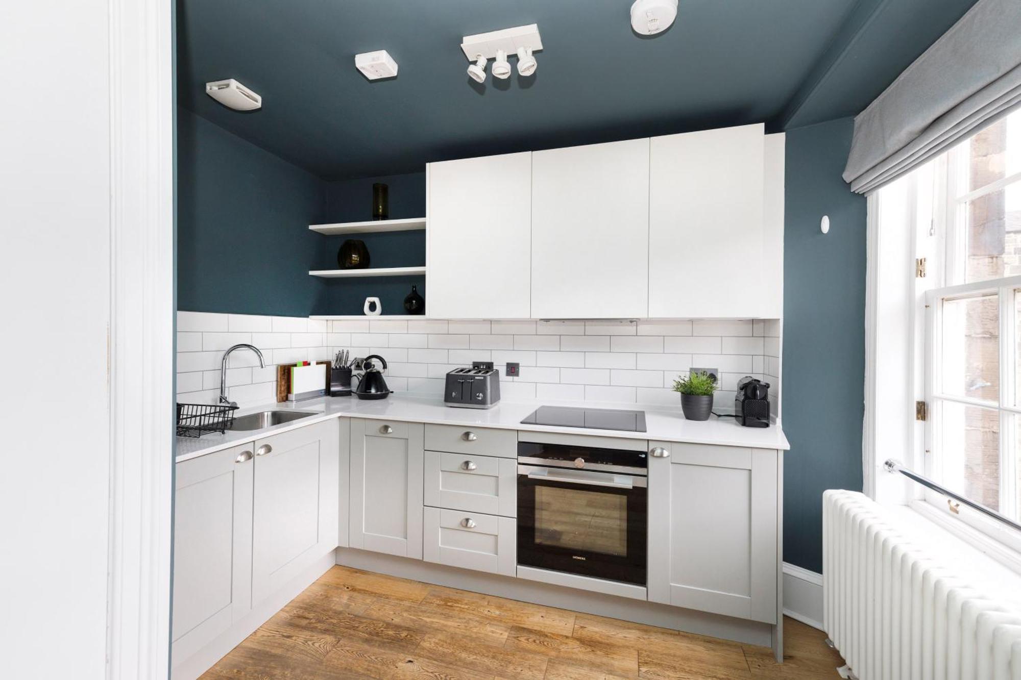 Apartment Joivy Spacious 2br Apt, Moments From West End Edinburgh