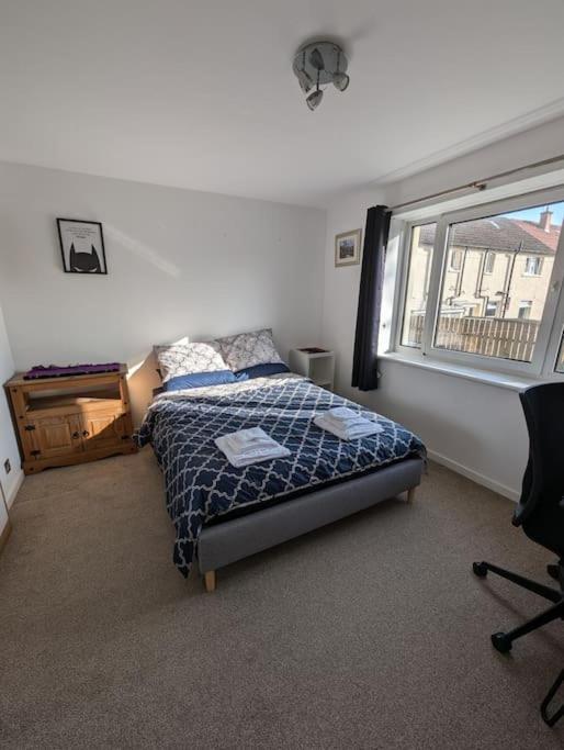Apartment Lovely 3-bed Flat