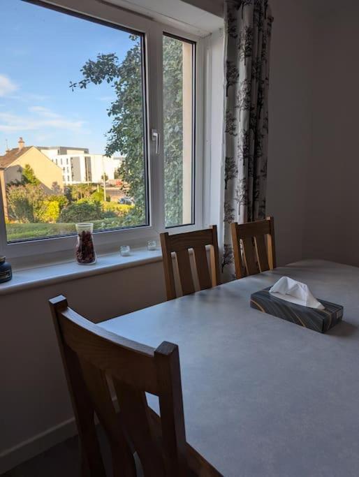 Lovely 3-bed Flat * Edinburgh