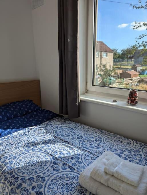 Apartment Lovely 3-bed Flat Edinburgh