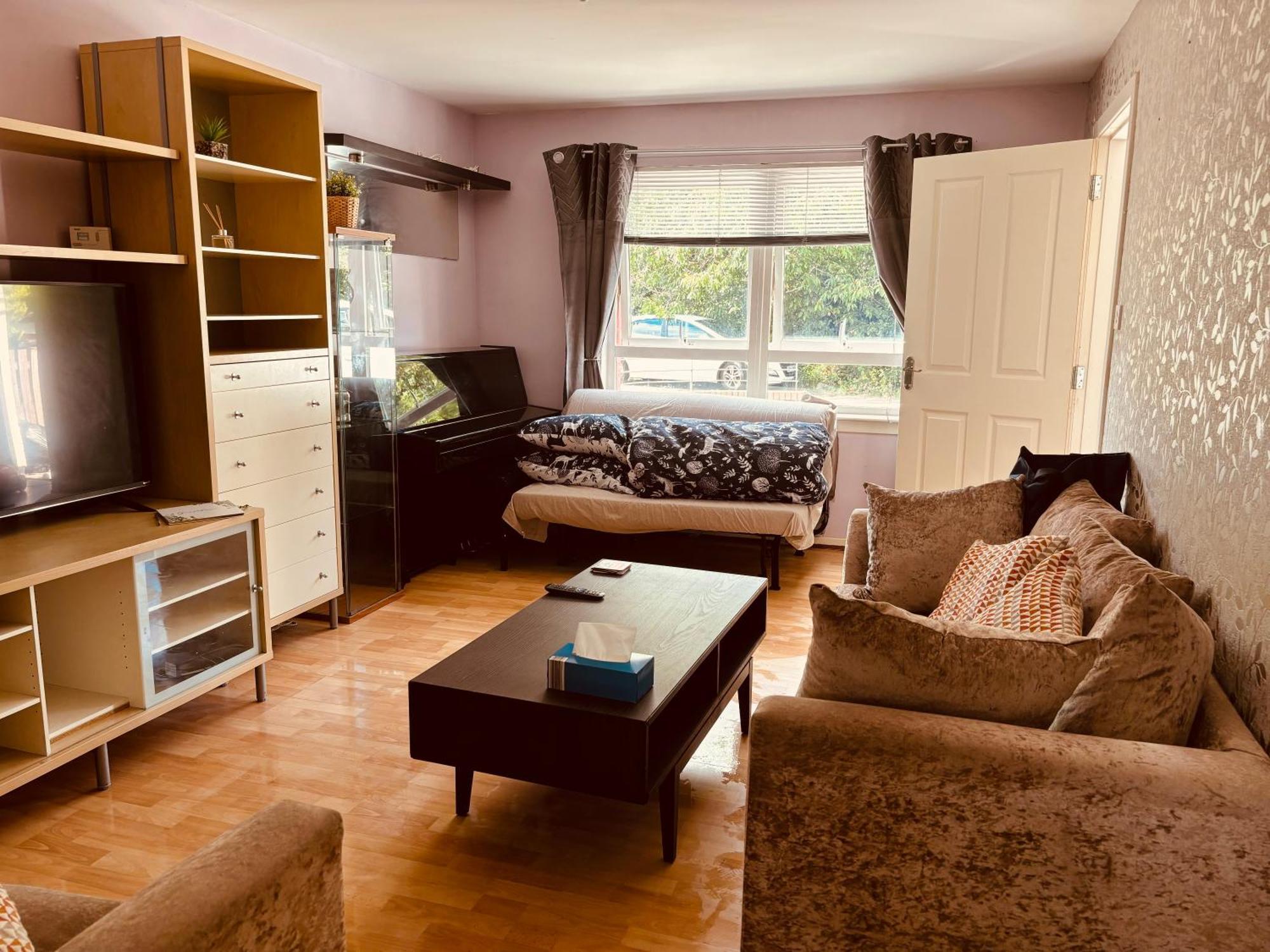 Holiday home Three Bedroom House