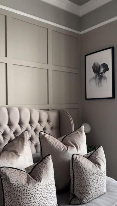 A Luxurious Wee Retreat On The Royal Mile Old Town Apartment *