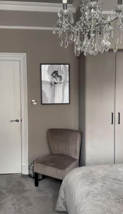 A Luxurious Wee Retreat On The Royal Mile Old Town Apartment