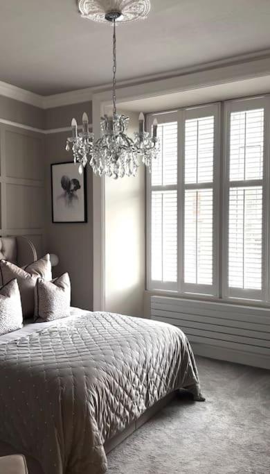 A Luxurious Wee Retreat On The Royal Mile Old Town Apartment *