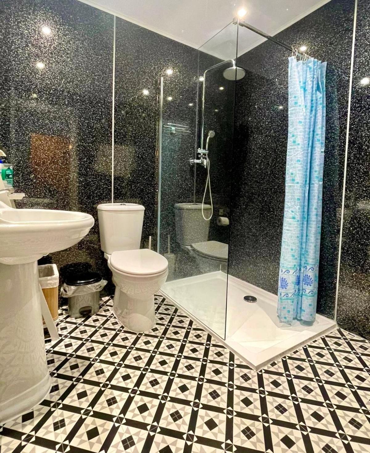 South Bridge Apartment