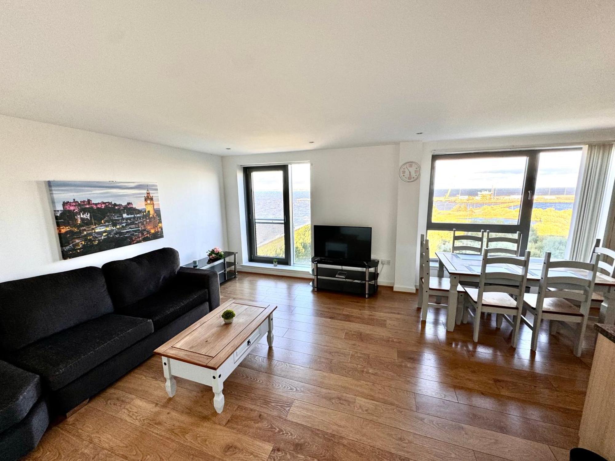 Apartment Britannia Ocean Park - Oceanfront And Sea View - Free Parking & Fast Wifi *