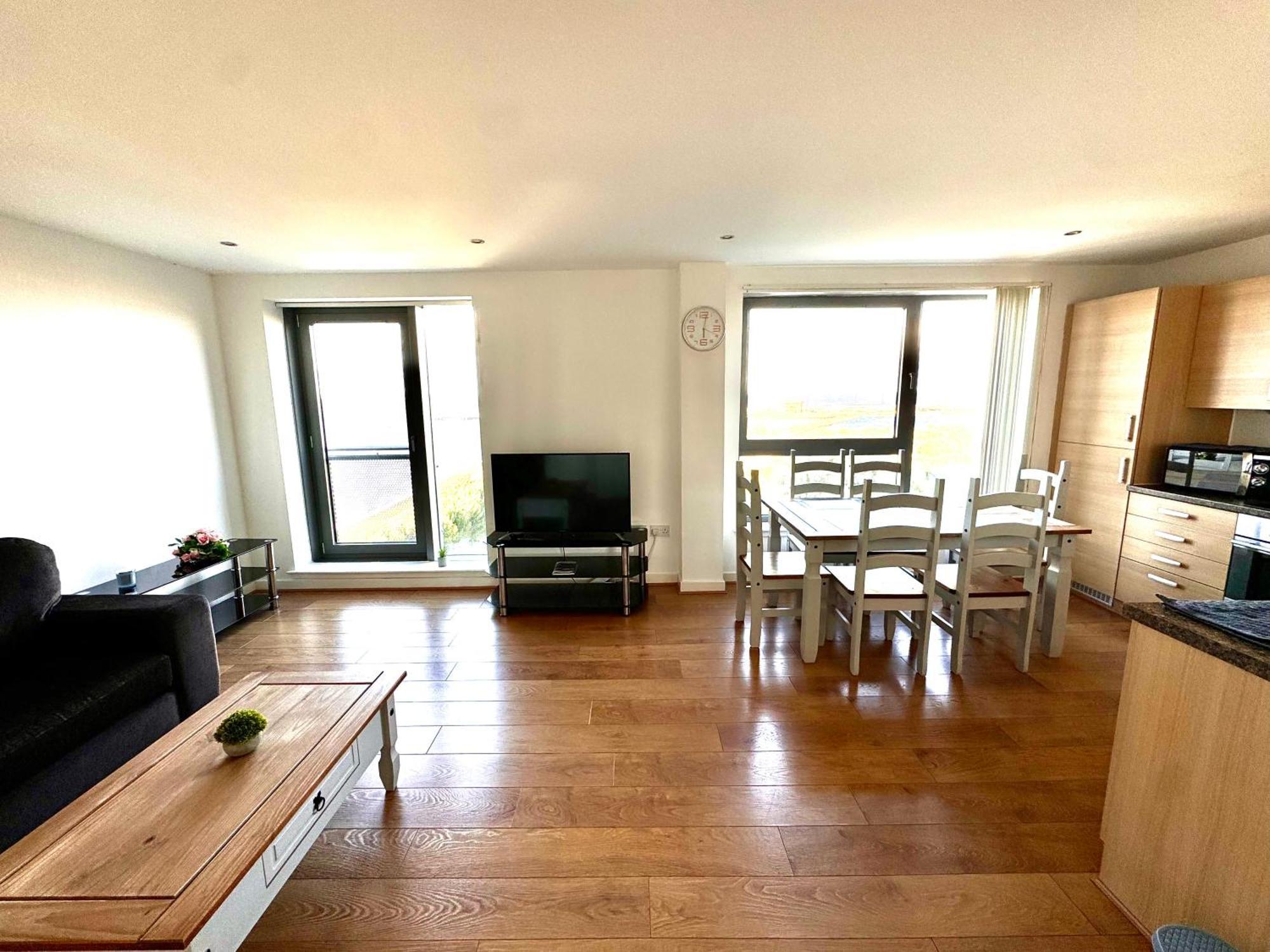 Britannia Ocean Park - Oceanfront And Sea View - Free Parking & Fast Wifi *