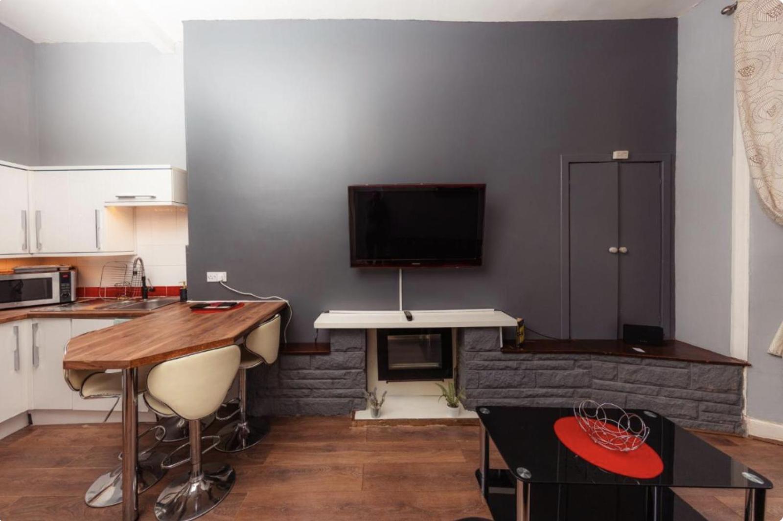 Apartment Warm By Holyrood Palace! Edinburgh