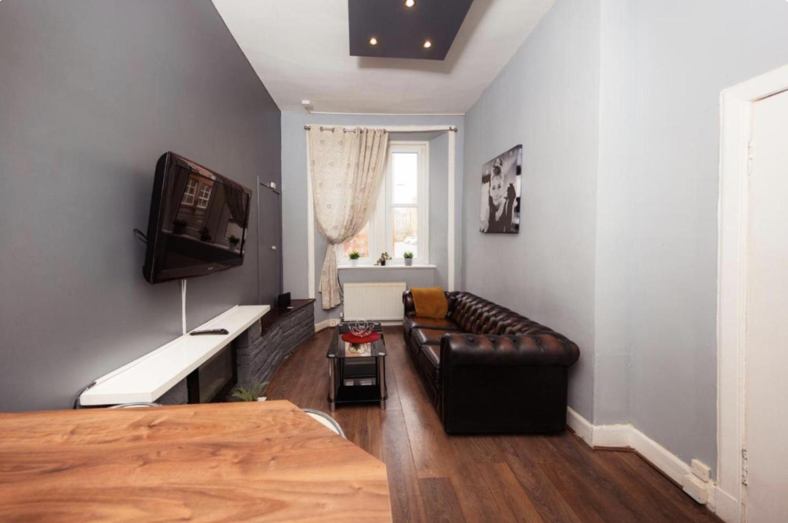 Apartment Warm By Holyrood Palace! *