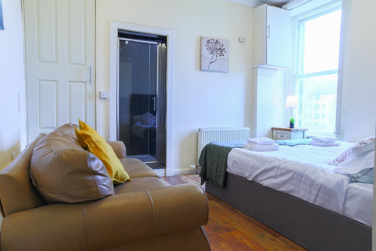 Royal Mile Escape - Five Bedrooms Edinburgh
