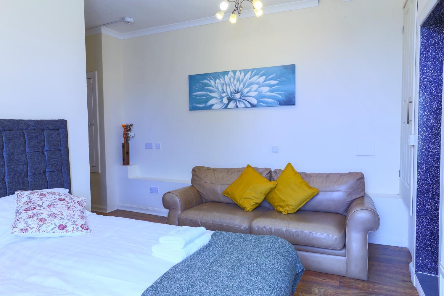 Royal Mile Escape - Five Bedrooms * Edinburgh