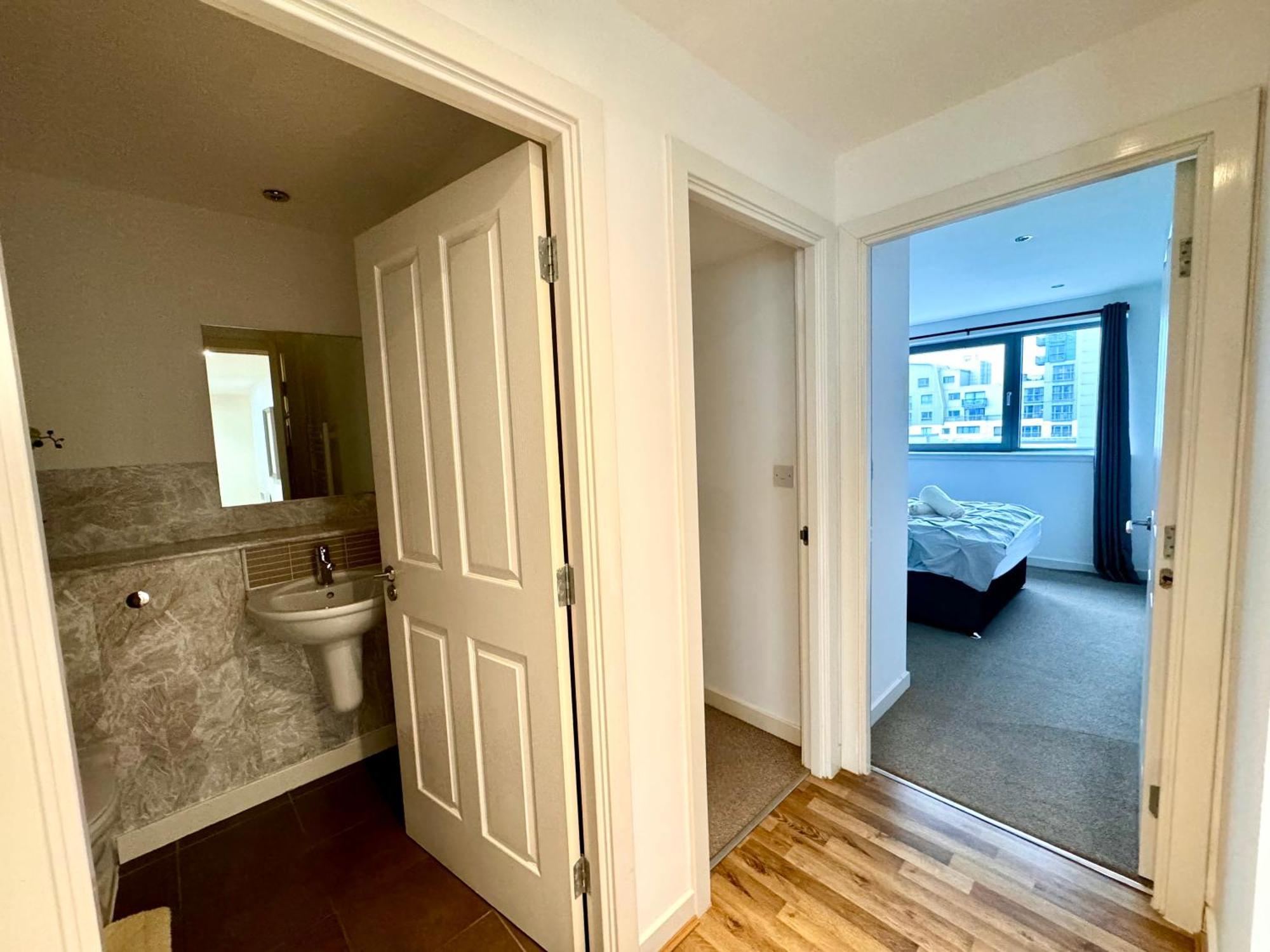Britannia Ocean Park - Oceanfront And Sea View - Free Parking & Fast Wifi *