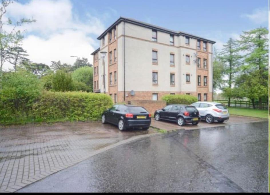 Two Bedrooms With Free Parking