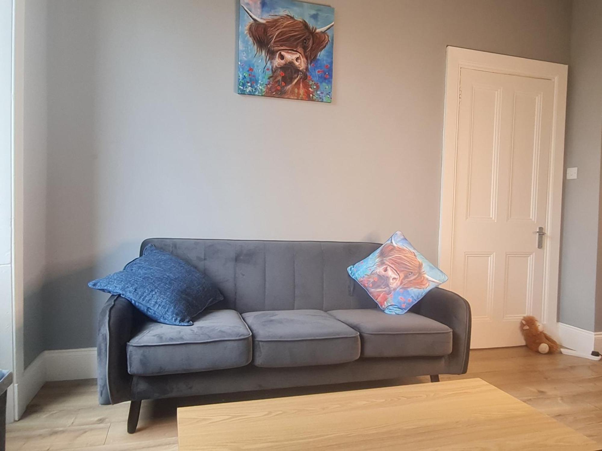 Modern 3 Bed With Free Parking