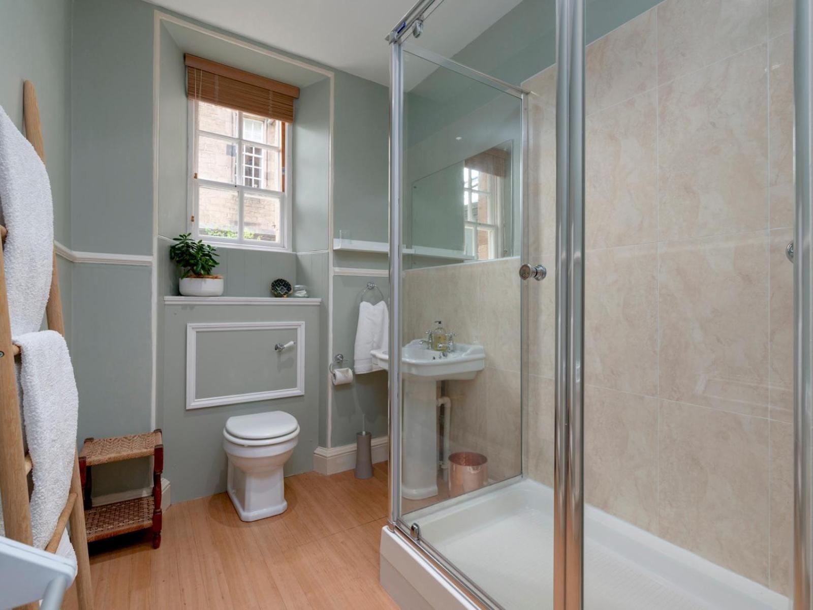 Elegant 17th Century - Pass The Keys Vakantiehuis Edinburgh