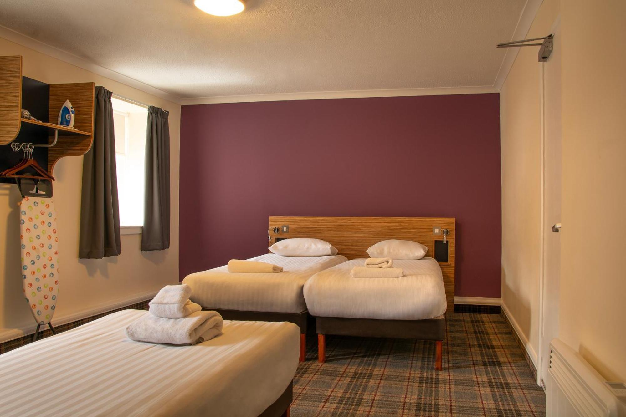 Britannia 3* EDI
