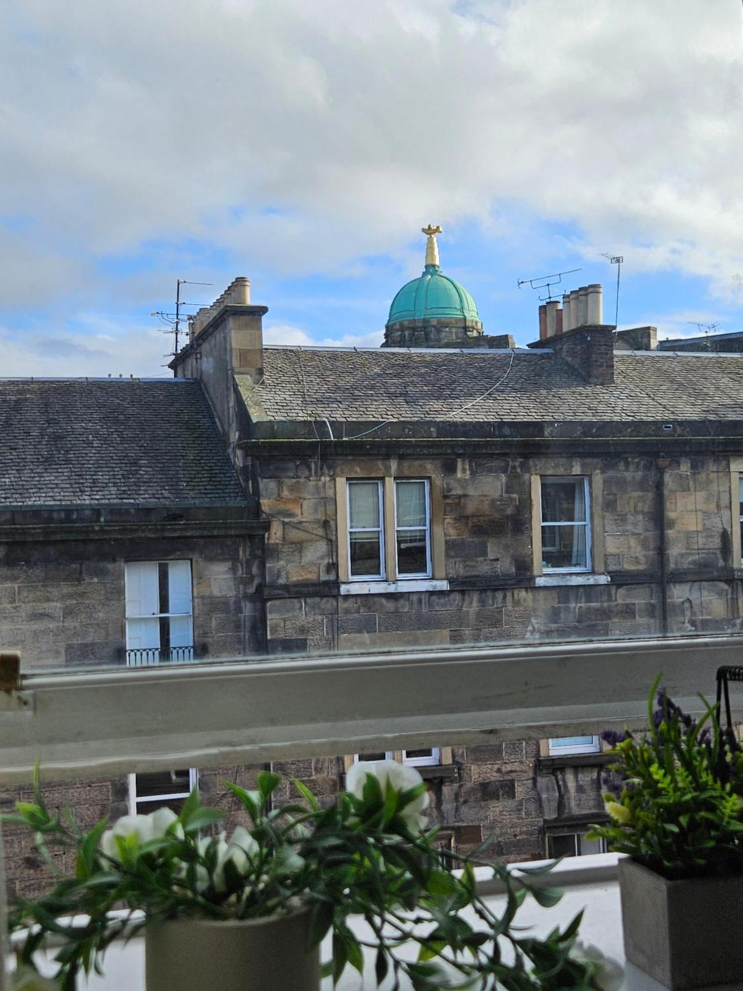 No15 Castle View