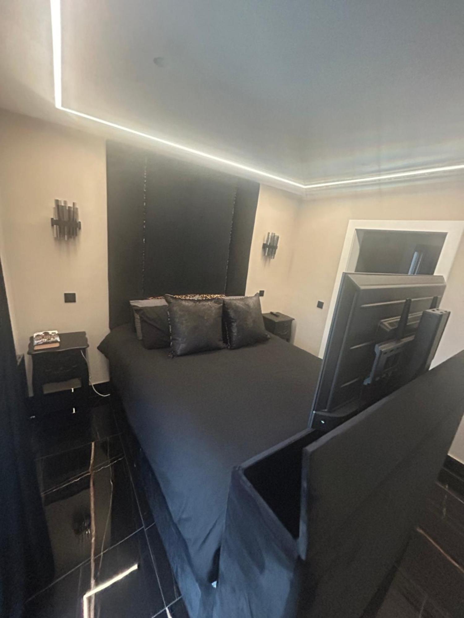 Riversdale House Next To Murrayfield Stadium * EDI