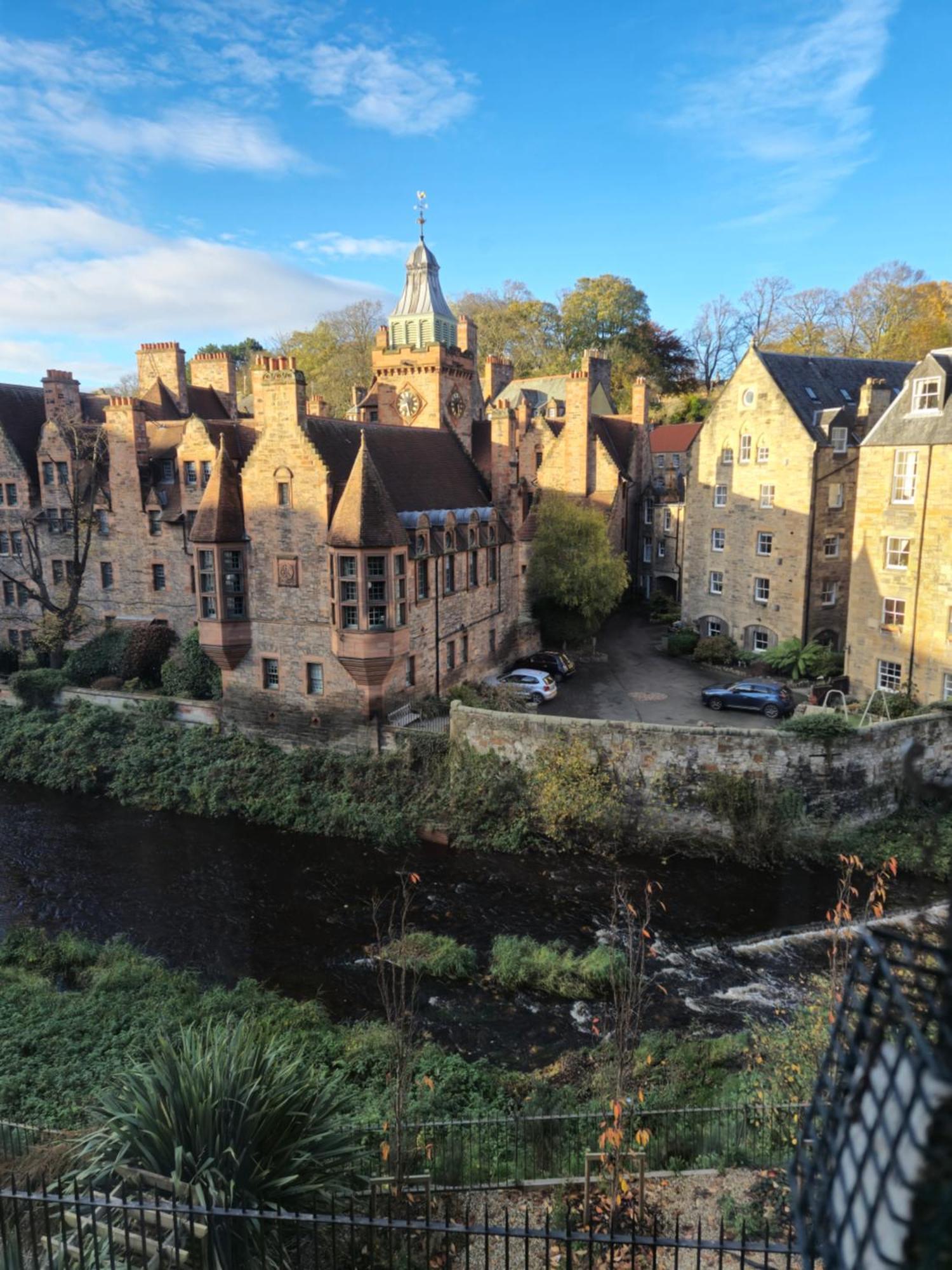 Dean Village Apartment *
