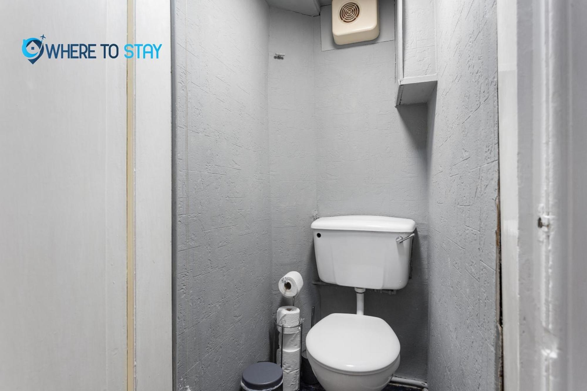 Apartment 2 Bed - 7 Min Walk Train Station
