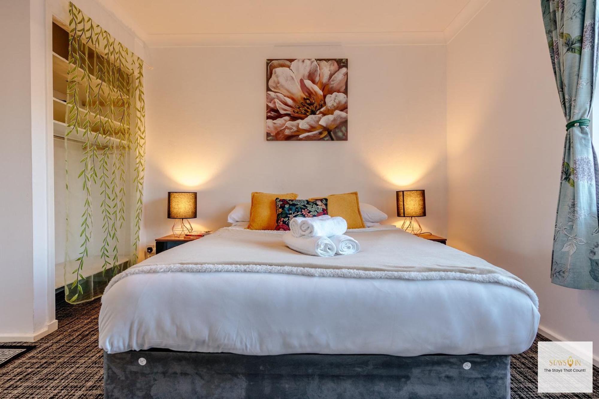 Fab Centre Flat - Free Parking * EDI