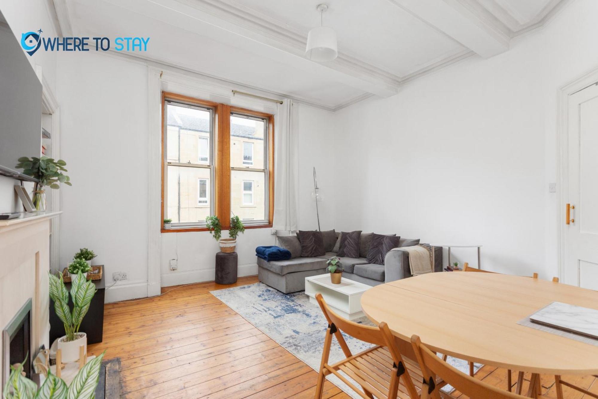 2 Bed - 7 Min Walk Train Station * Edinburgh