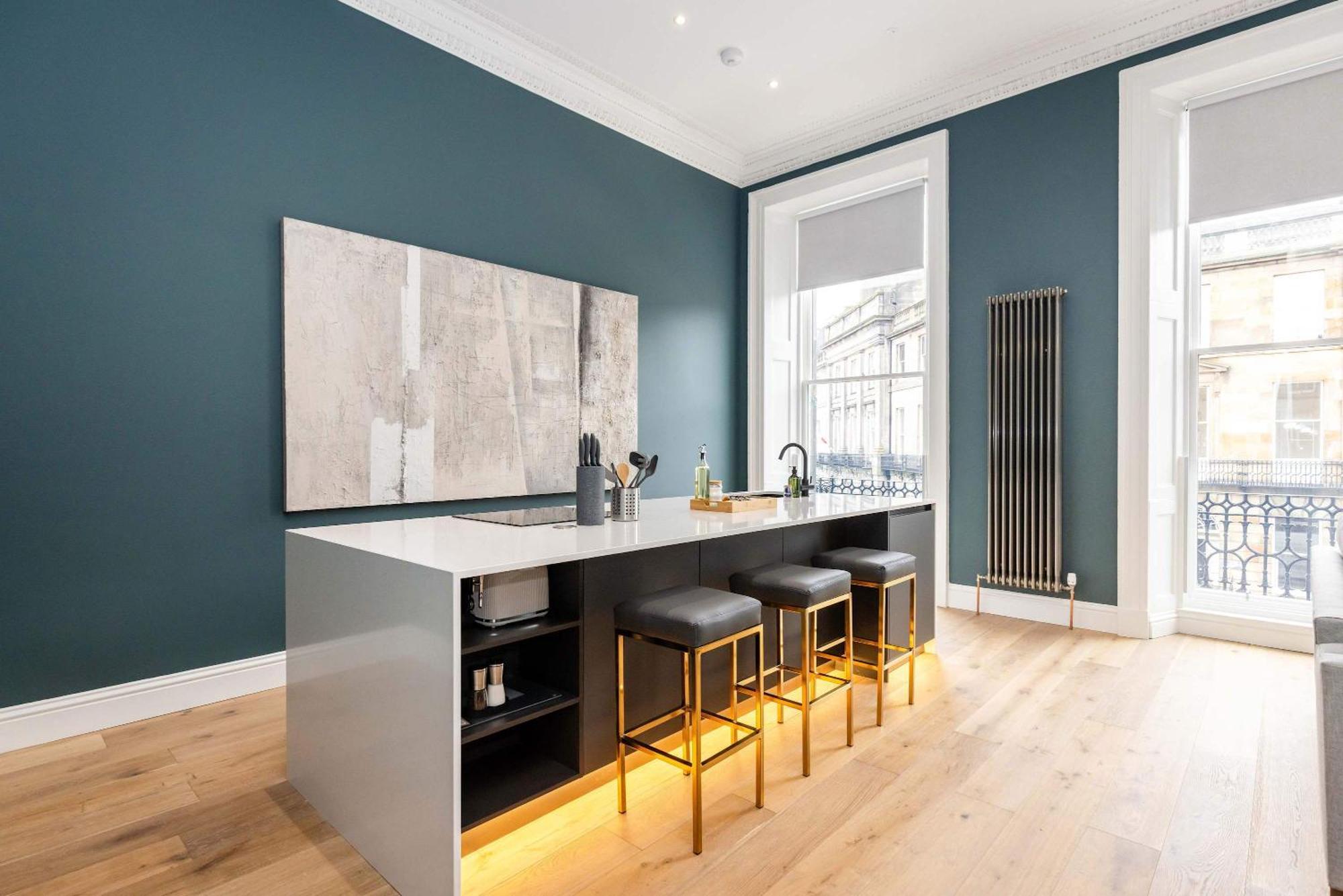Apartment Dragon Luxury Serviced At Albyn Place Edinburgh
