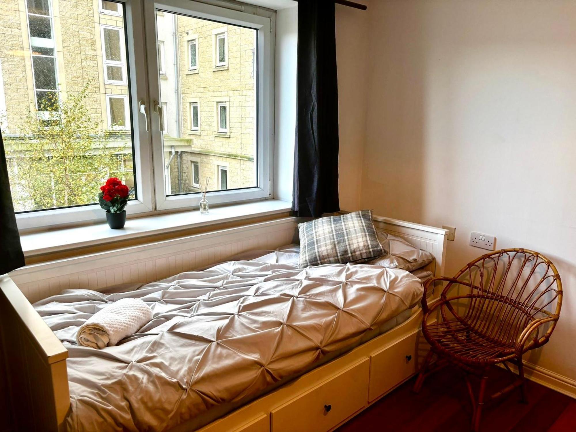 Pilrig Heights - Central - Free Parking & Fast Wifi