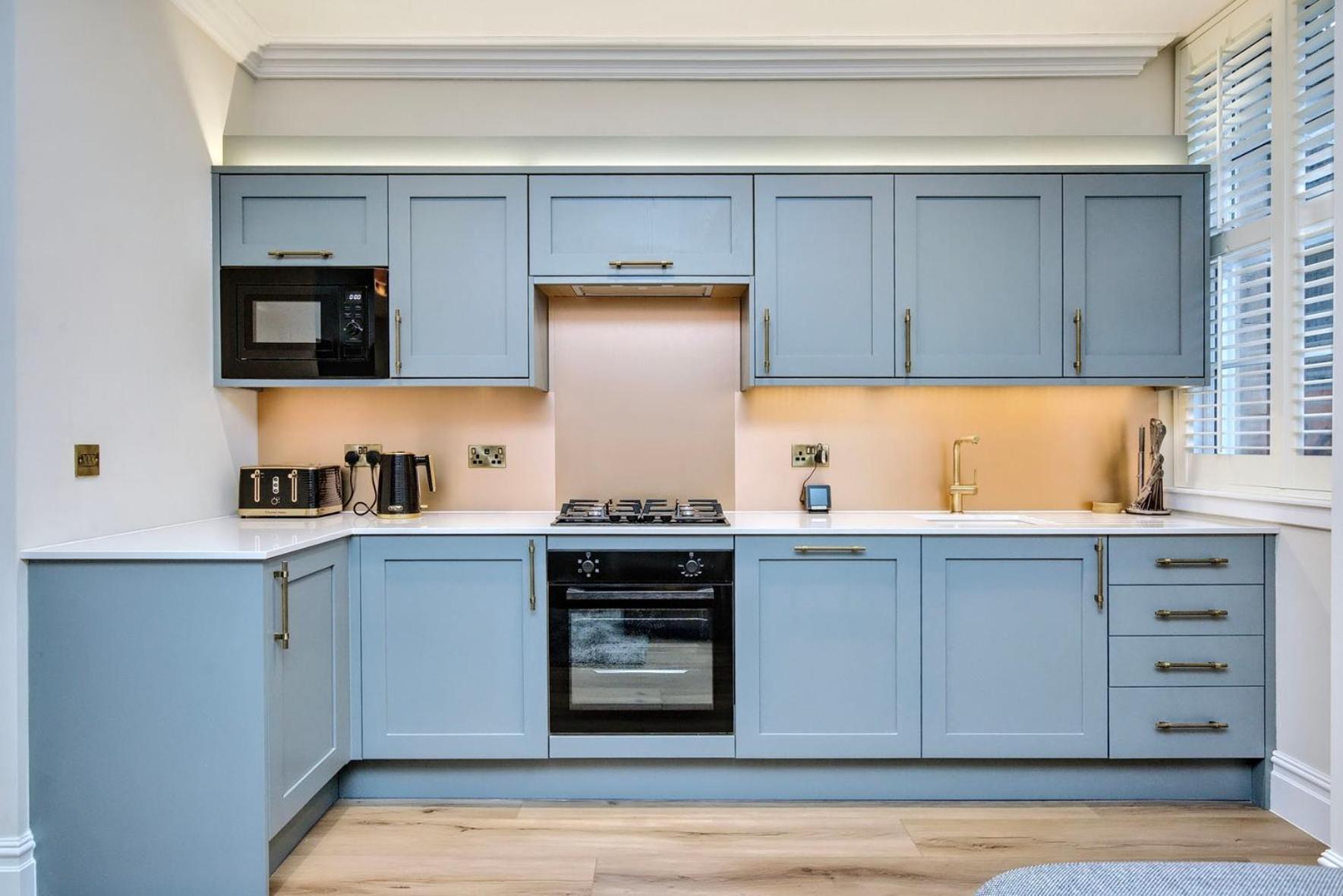 Spectacular 2 Bed, 2 Bath In Centre * Edinburgh