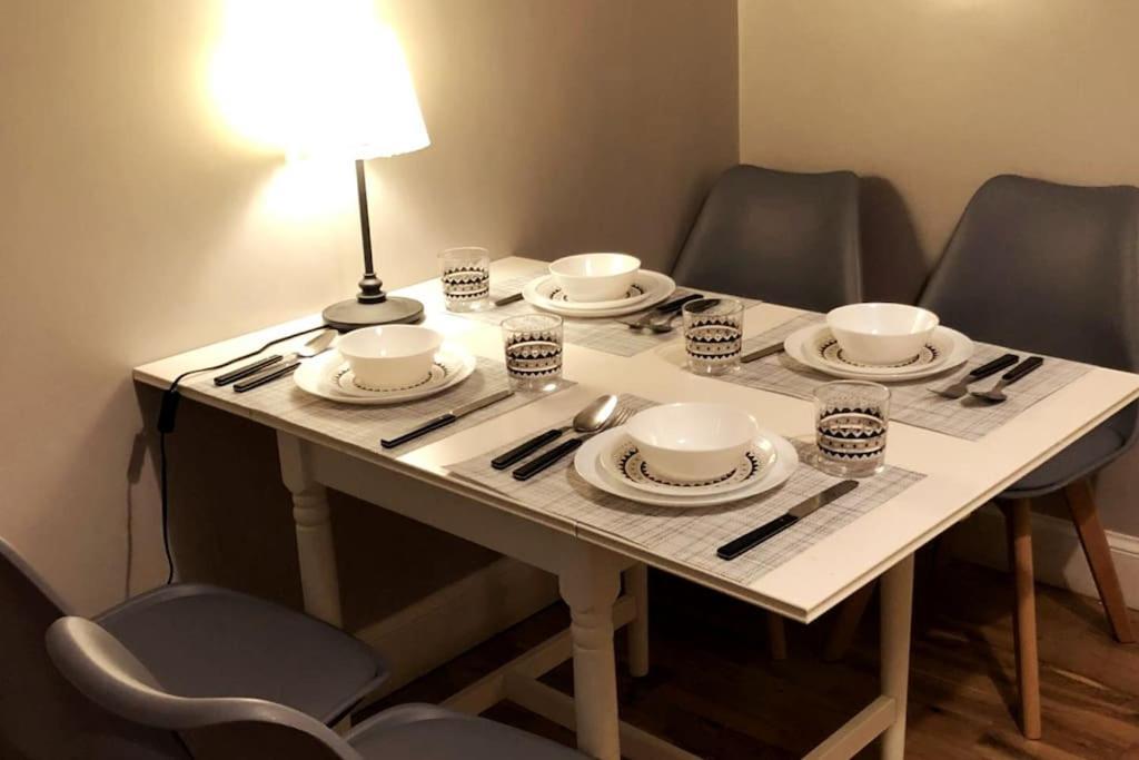Centre 2 Bedroom Close To Castle&university