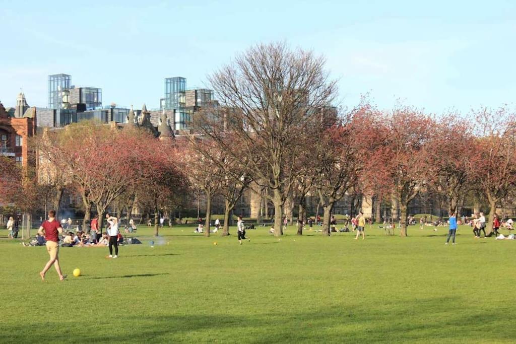 Apartment Centre 2 Bedroom Close To Castle&university *