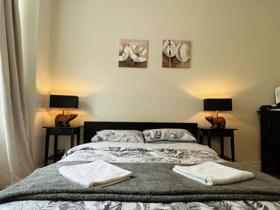 Centre 2 Bedroom Close To Castle&university *