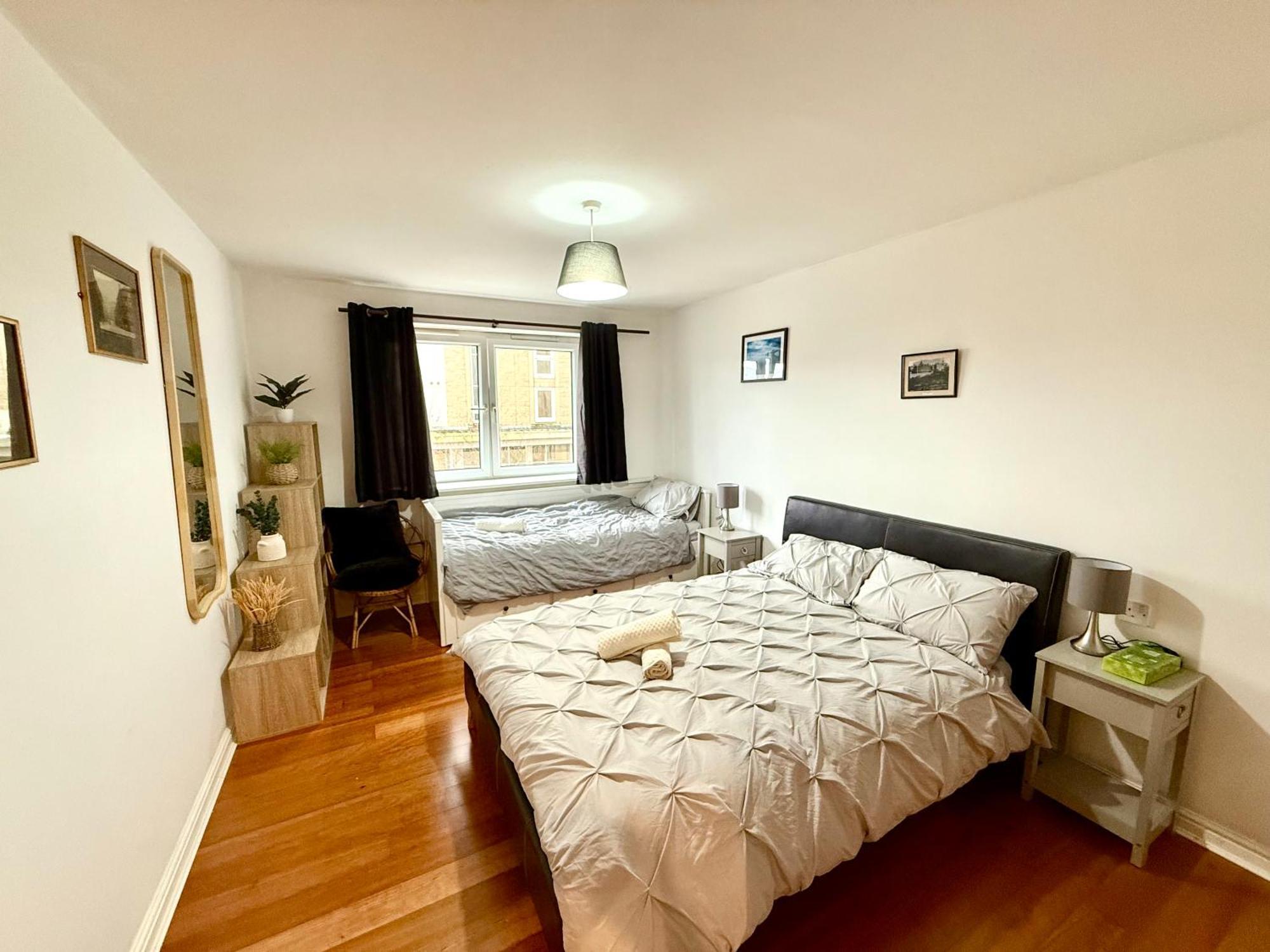 Pilrig Heights - Central - Free Parking & Fast Wifi Apartment Edinburgh