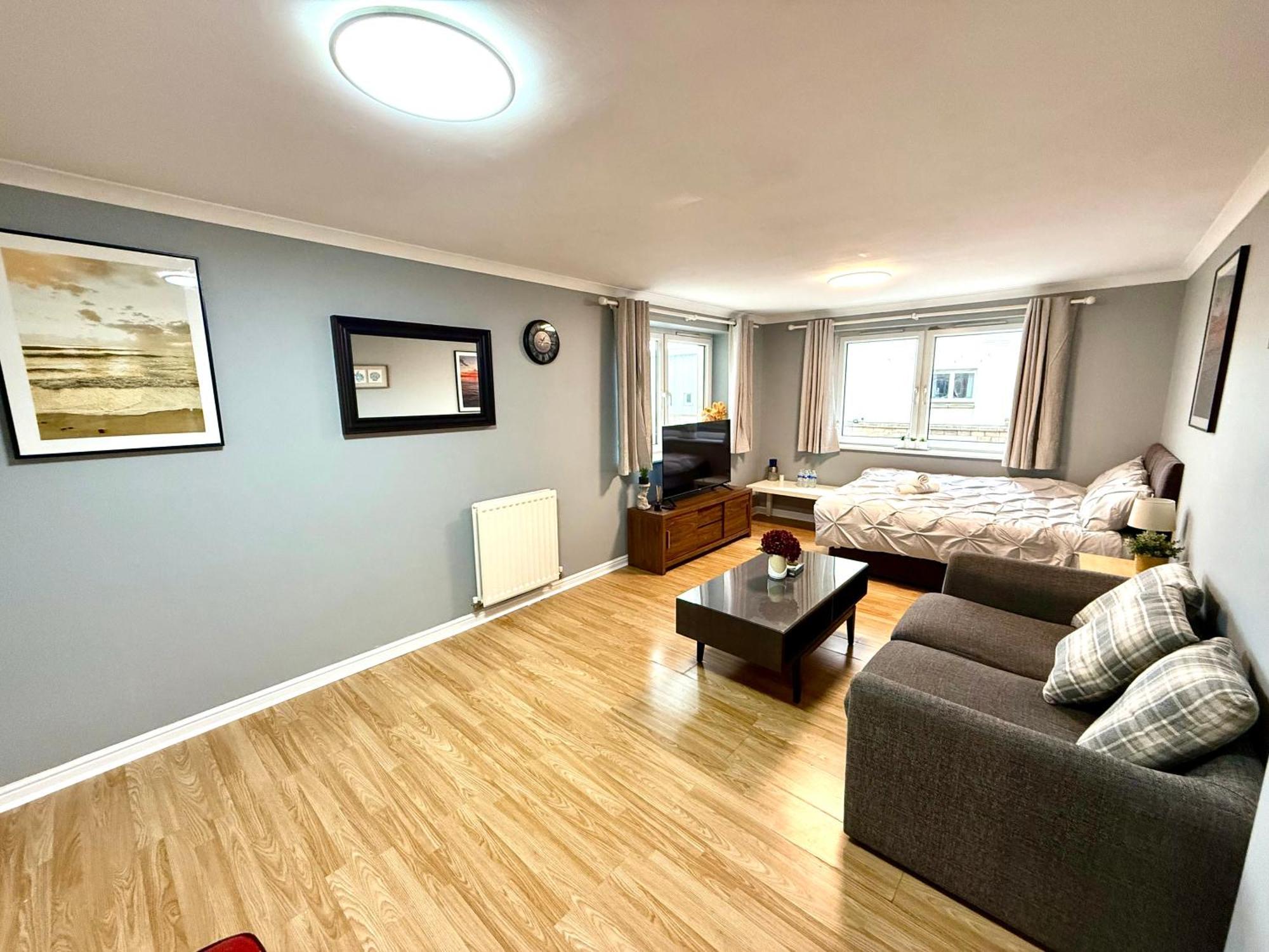 Pilrig Heights - Central - Free Parking & Fast Wifi Apartment *