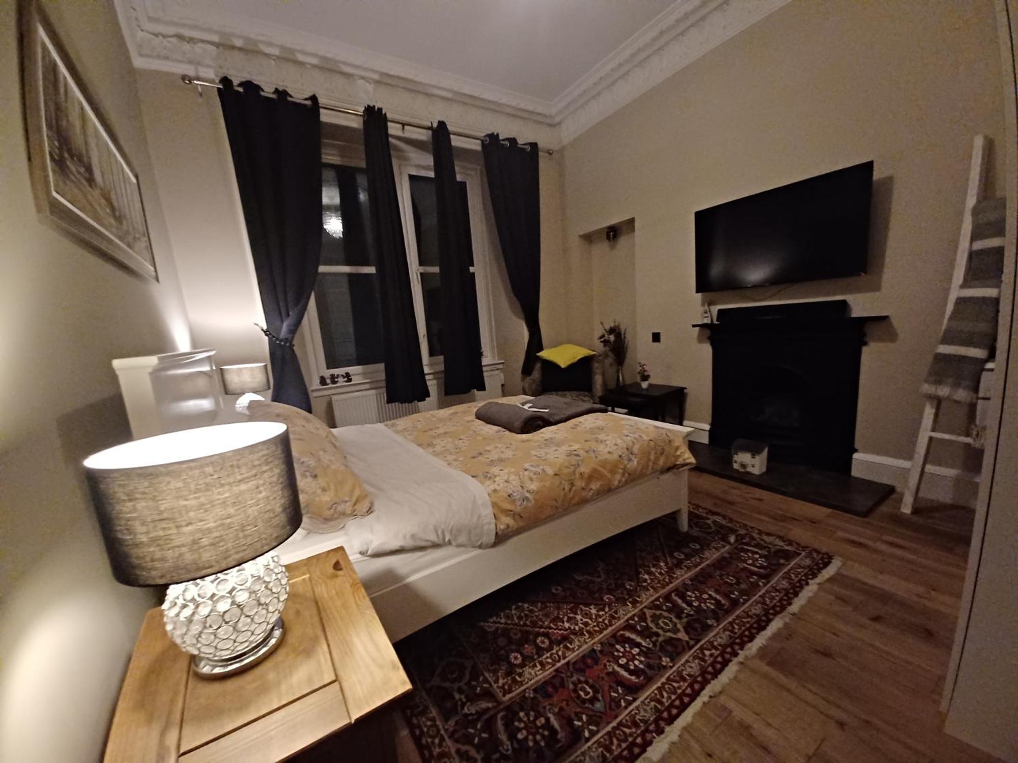 Murrayfield Spacious 2-bedroom Apartment