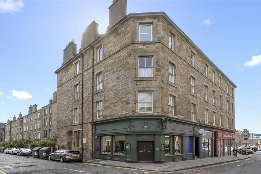 Flat In Old Town , Heart Of Flat Sleeps 6 Apartment *