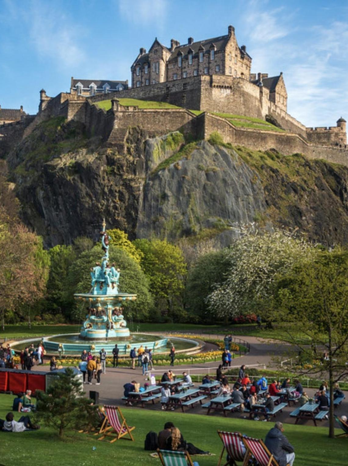 Modern 2 King Size Bed Flat Free Parking Edinburgh