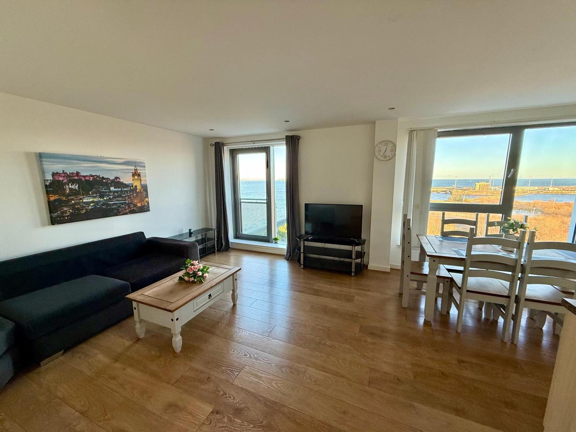 Britannia Ocean Park - Oceanfront And Sea View - Free Parking & Fast Wifi *