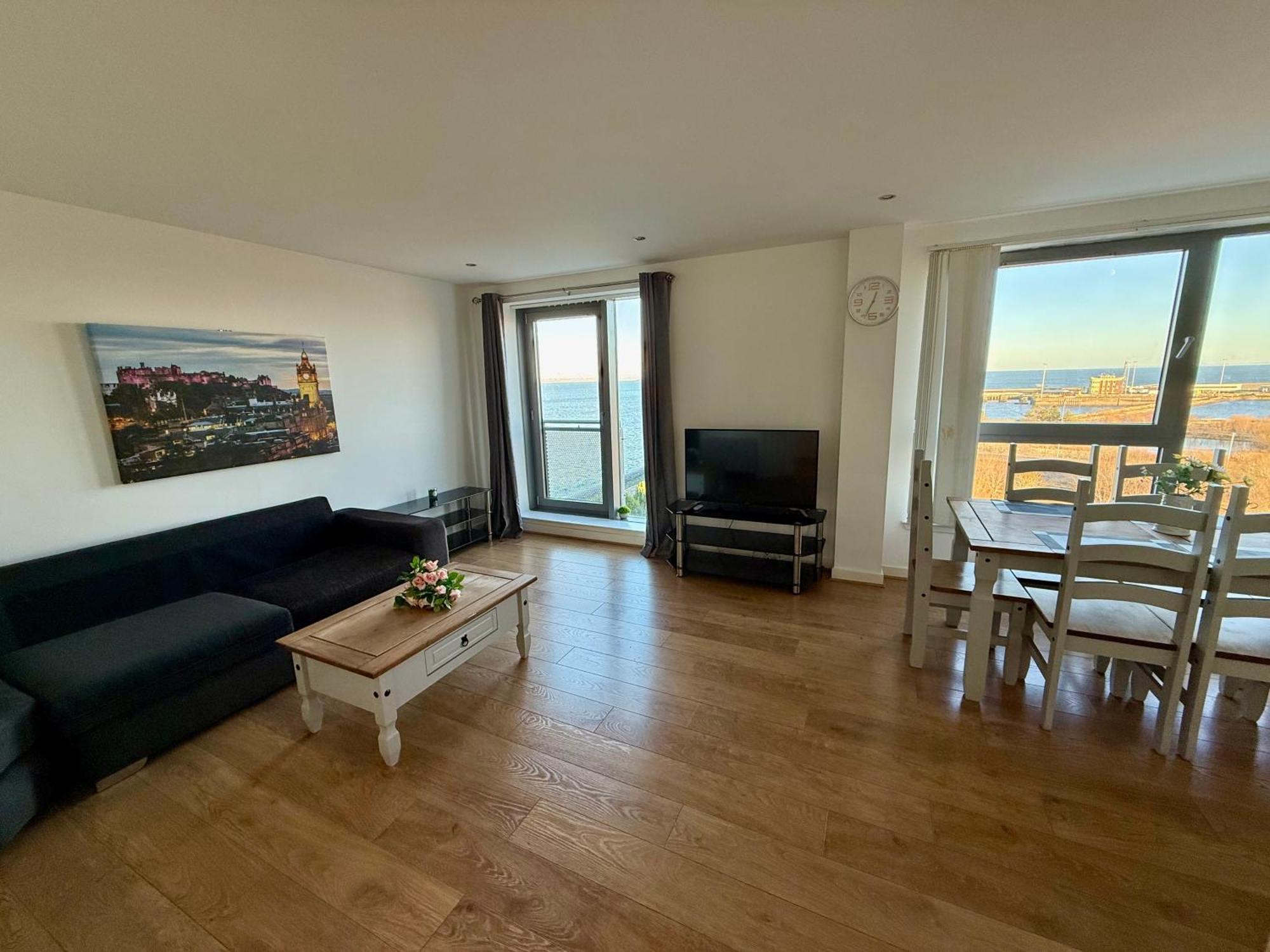 Britannia Ocean Park - Oceanfront And Sea View - Free Parking & Fast Wifi *