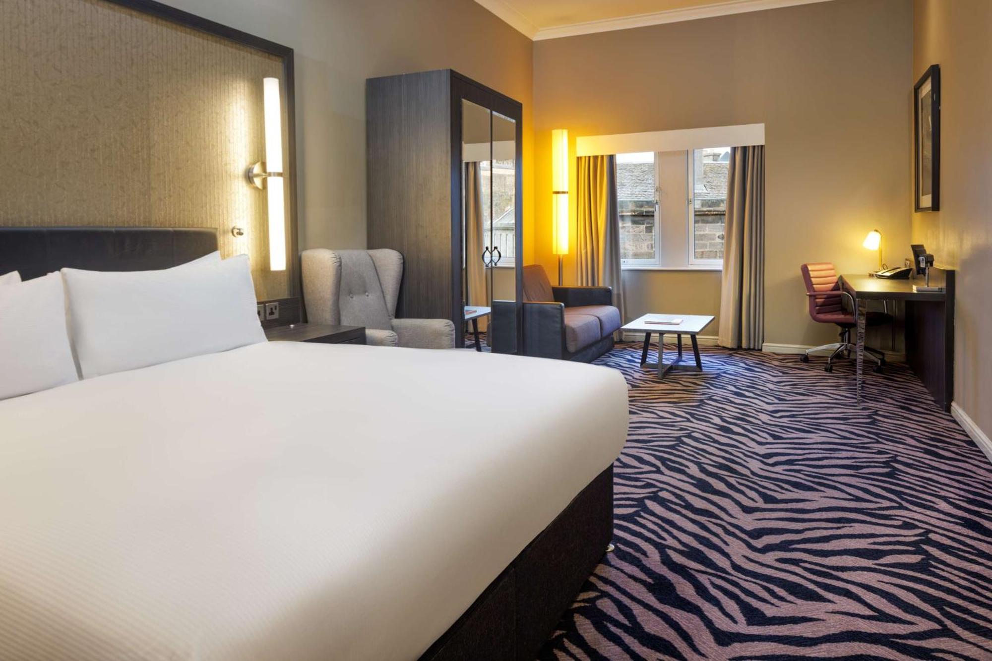 Doubletree By Hilton Centre Hotel 4*