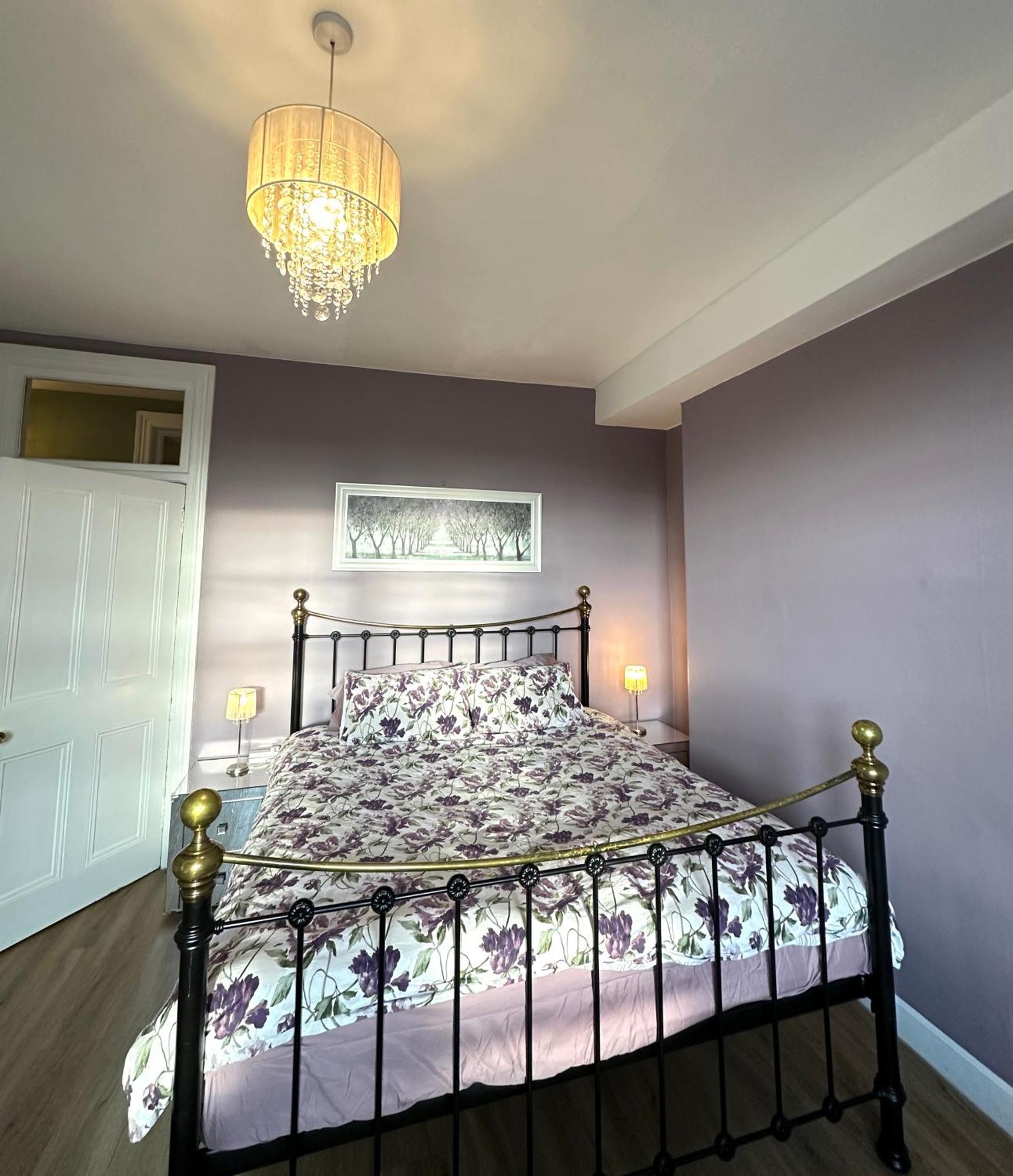 Cosy In Centre , 2 Bedroom1 Bathroom * Edinburgh