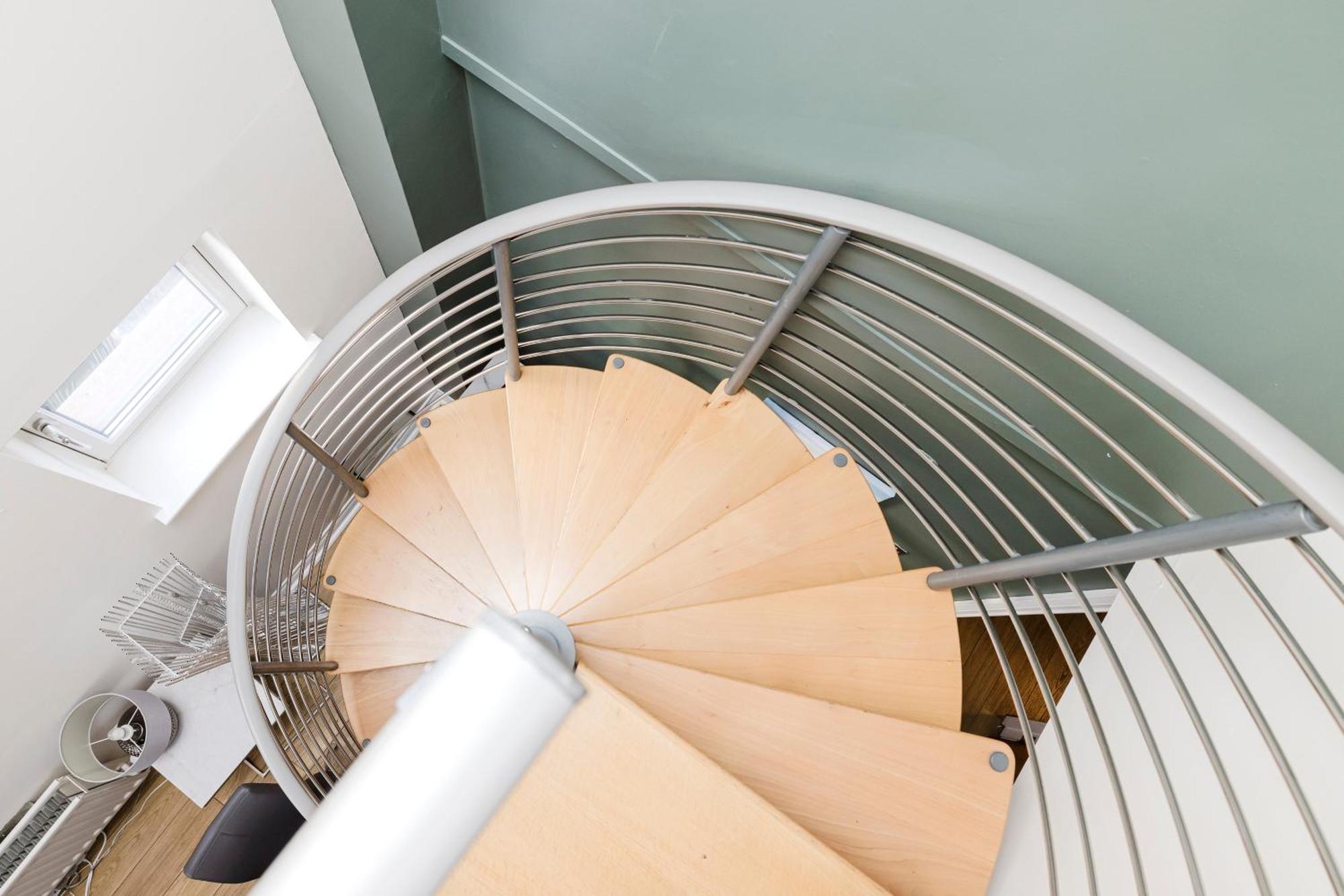 Apartment Joivy Stylish With Balcony In Old Town Edinburgh