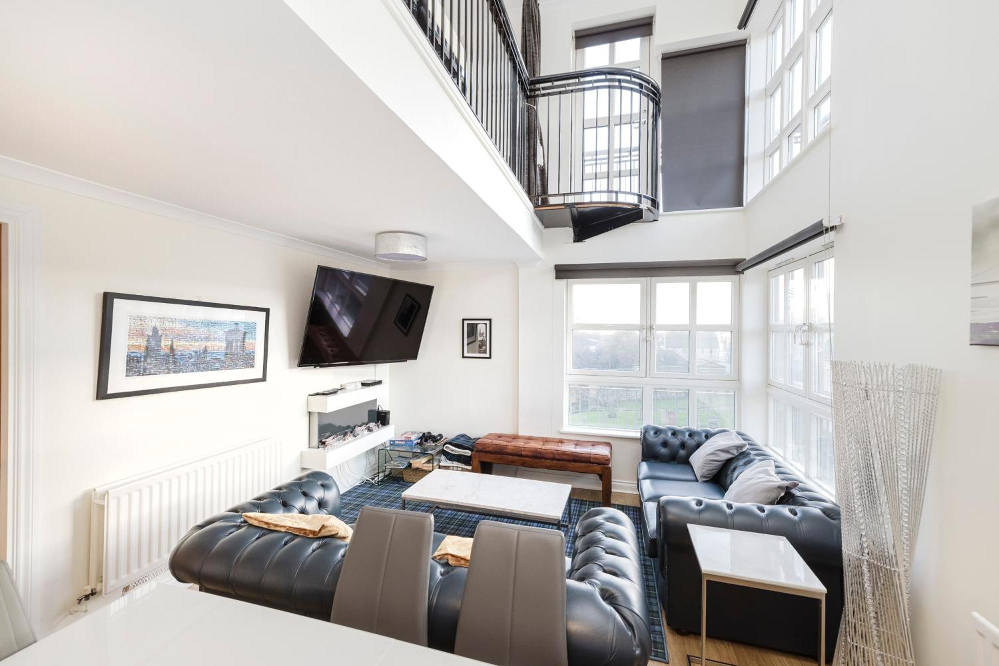 Joivy Stylish With Balcony In Old Town *