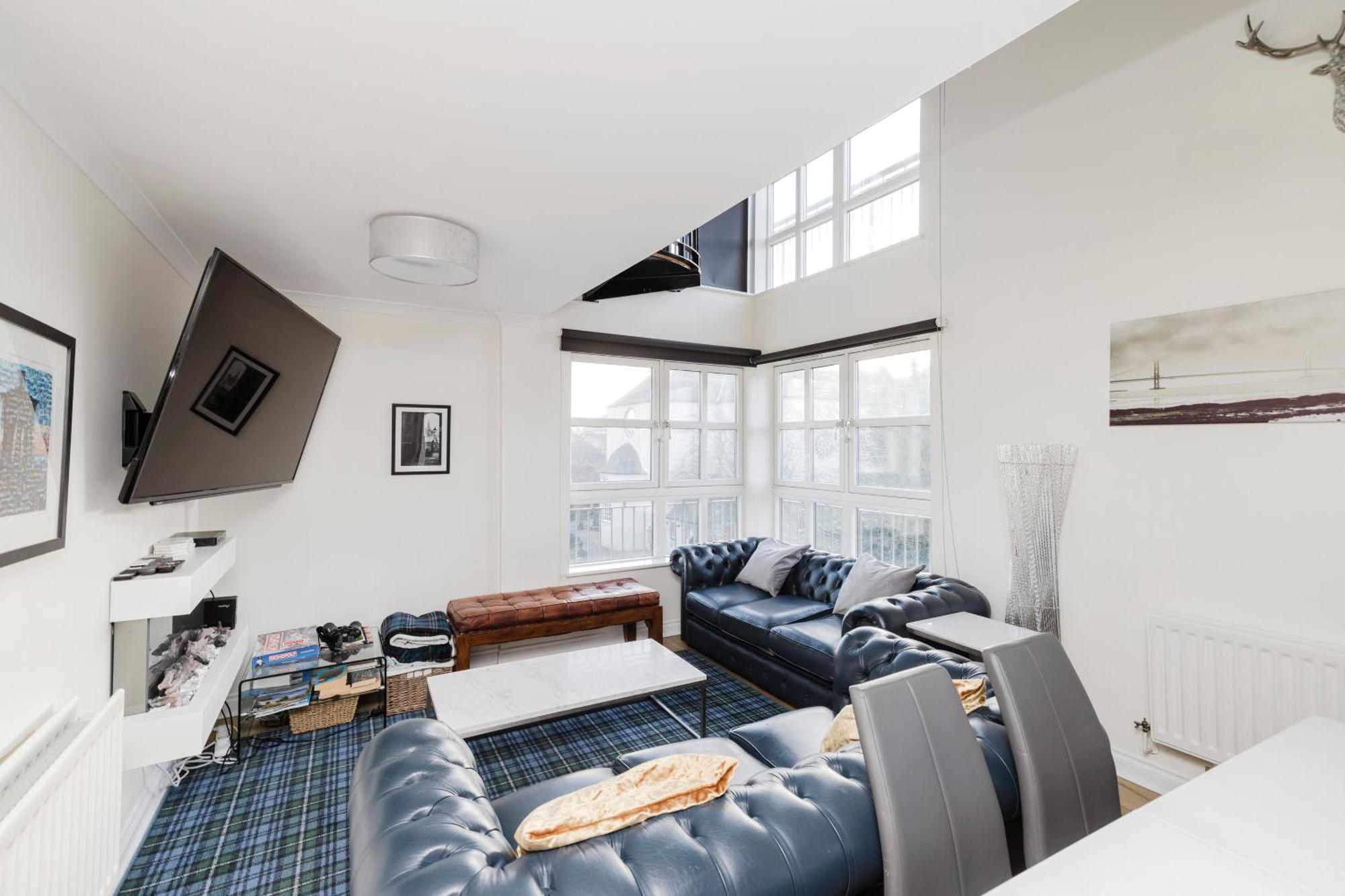 Joivy Stylish With Balcony In Old Town * Edinburgh