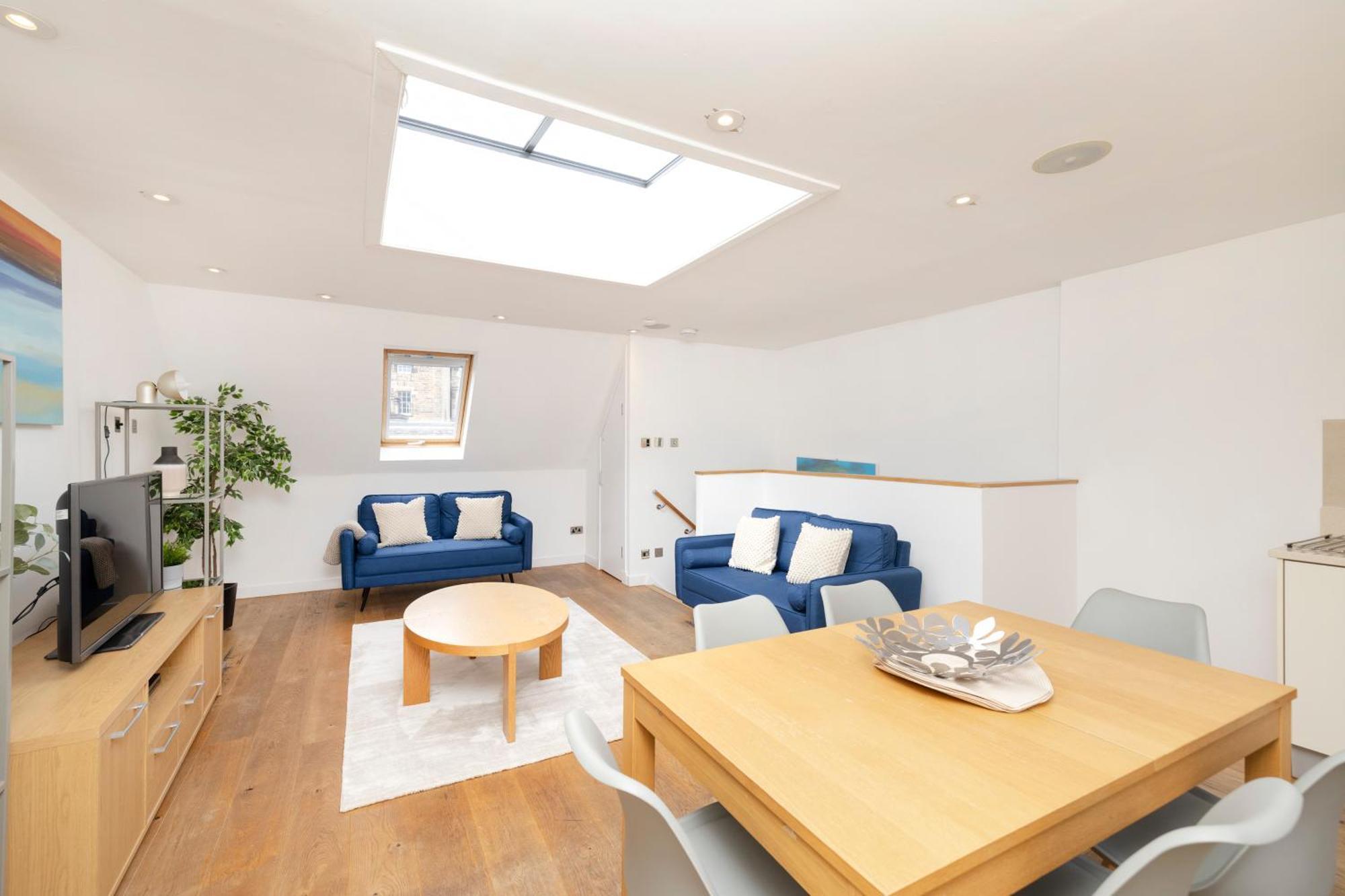 Apartment Joivy Chic 2-br Flats Near Castle Edinburgh