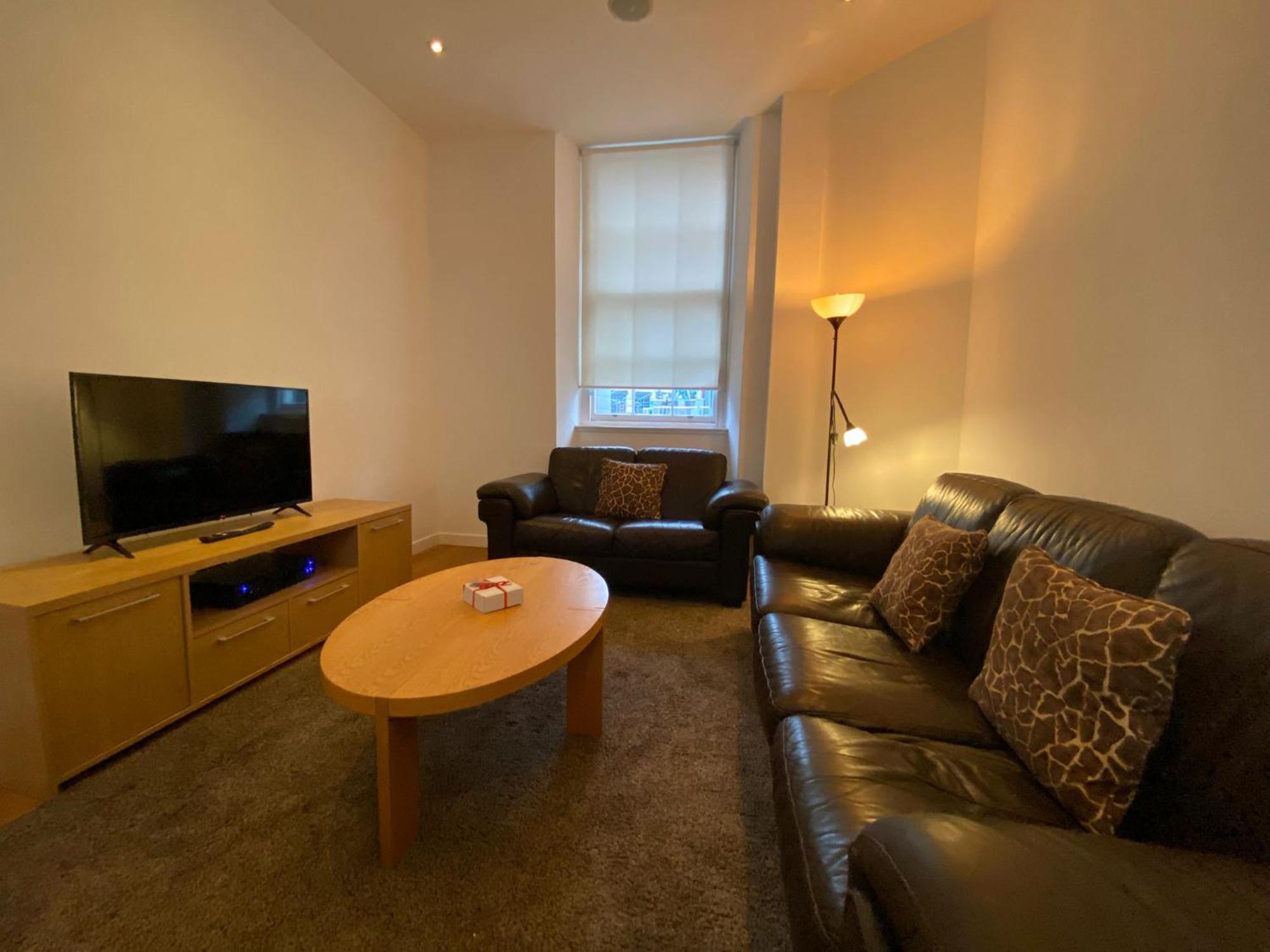 Aparthotel Cs Exclusive Of Princess Street West End