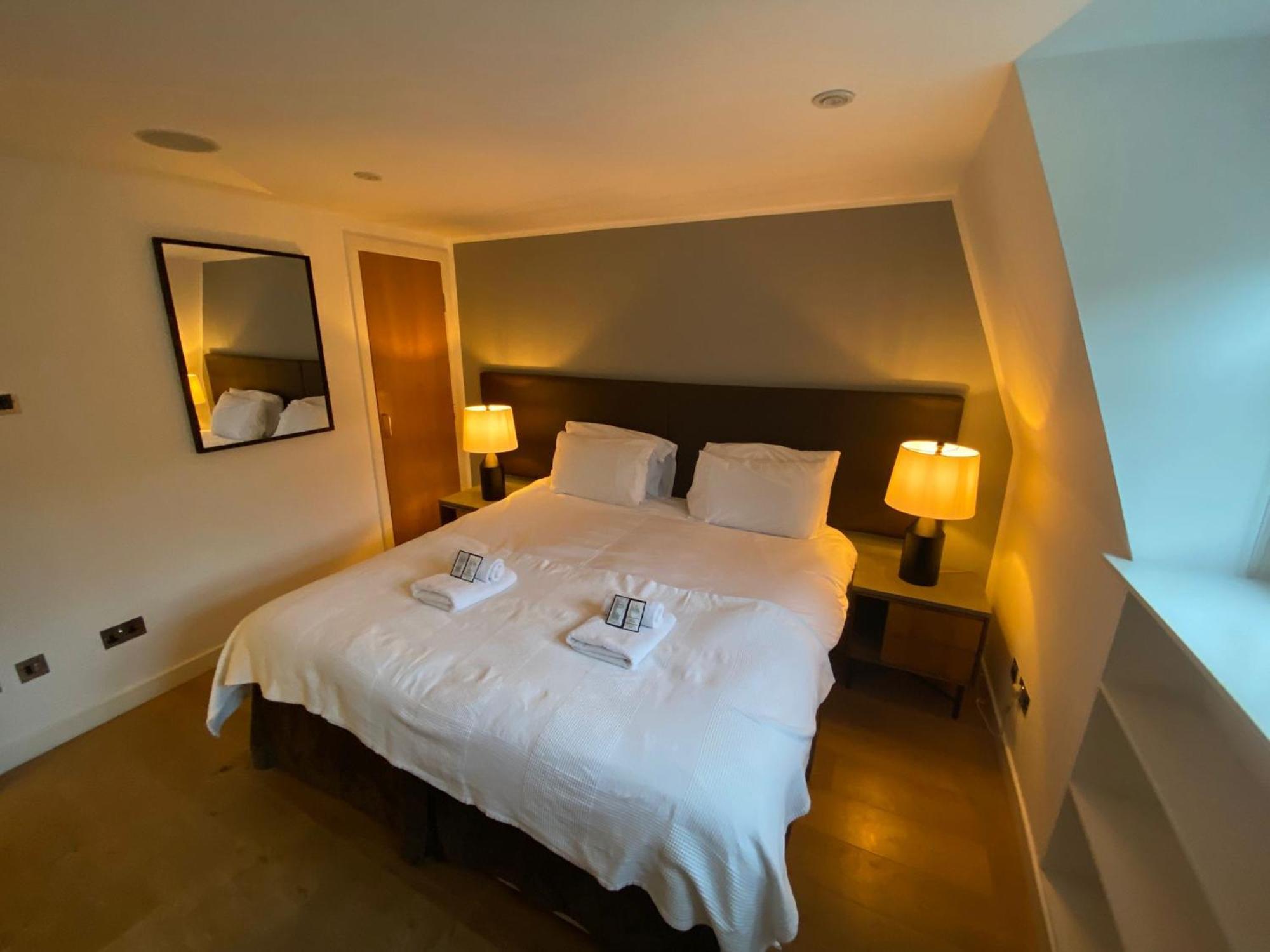 Aparthotel Cs Exclusive Of Princess Street West End *