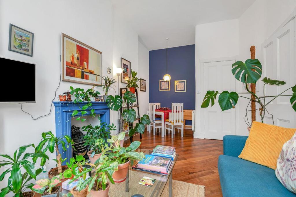 Homely In Trendy Stockbridge Apartment Edinburgh